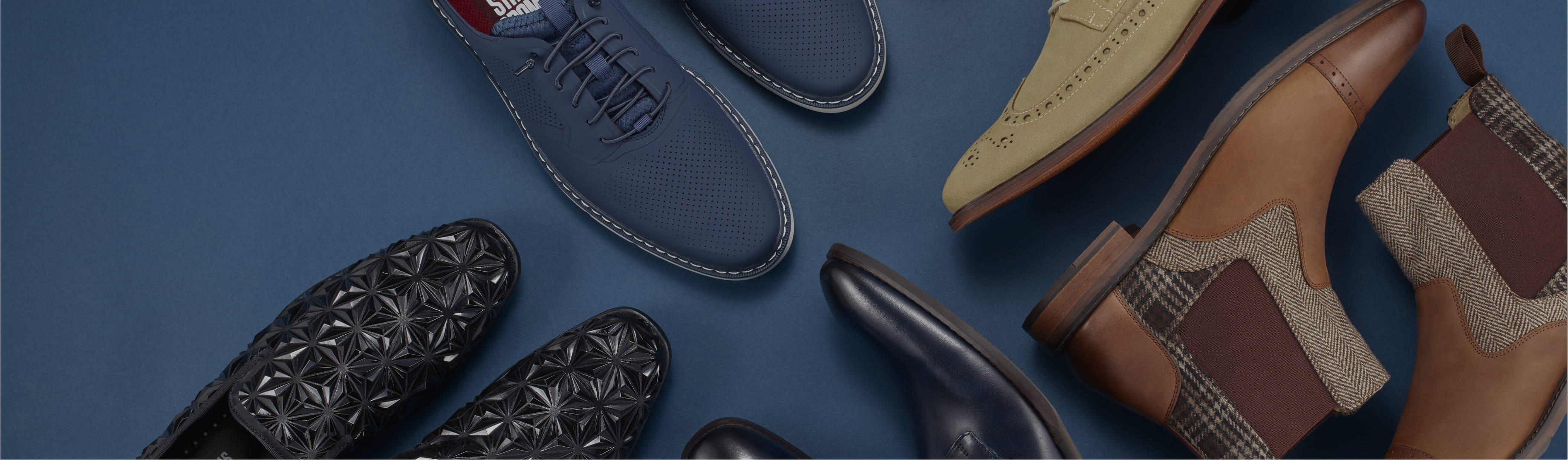 Click to shop the Stacy Adams holiday gift guide.