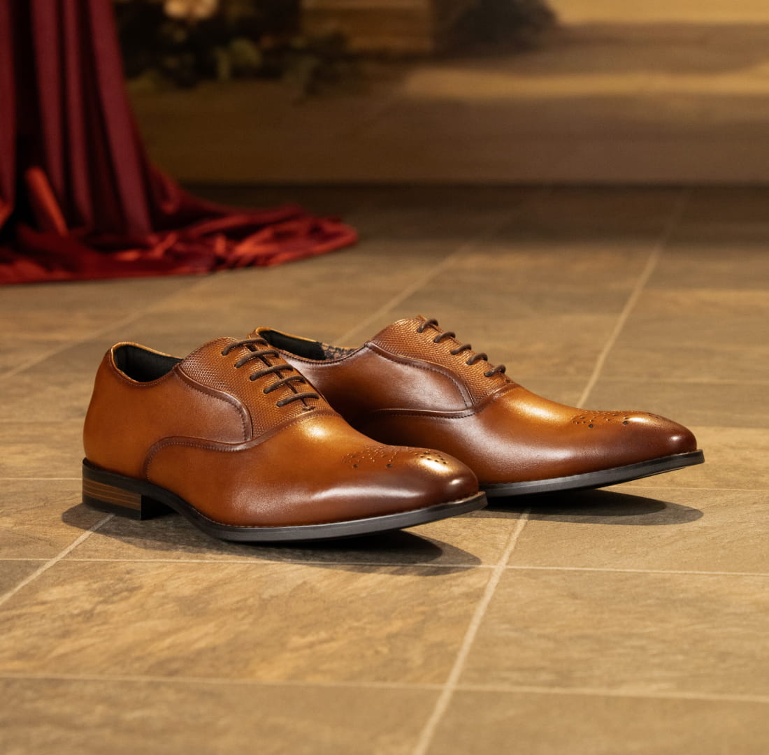 Shop Stacy Adams dress styles featuring the Langford oxford in cognac.