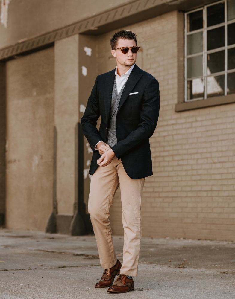 Image of social media influencer Matt Hartman standing outside in the Dansbury Wingtip Oxford in Cognac Multi.