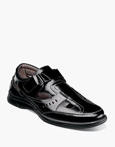 Scully Closed Toe Fisherman Sandal in Black Smooth for $90.00