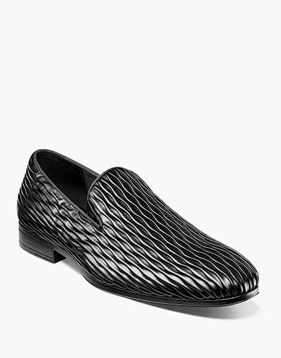 Seismith Plain Toe Slip On in Black for $$110.00
